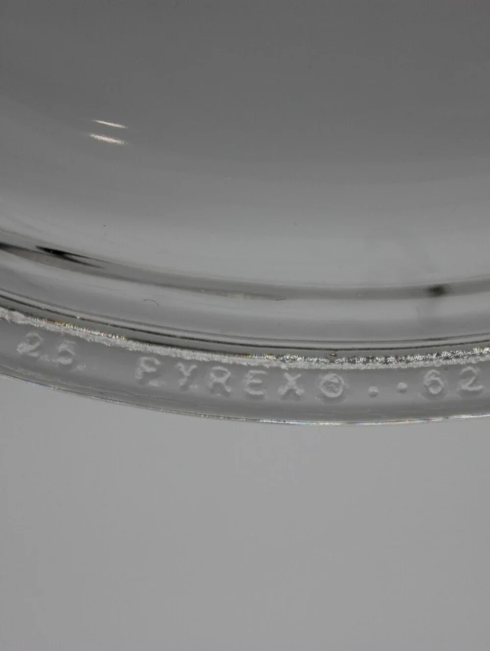 PYREX 624C Round Casserole Lid